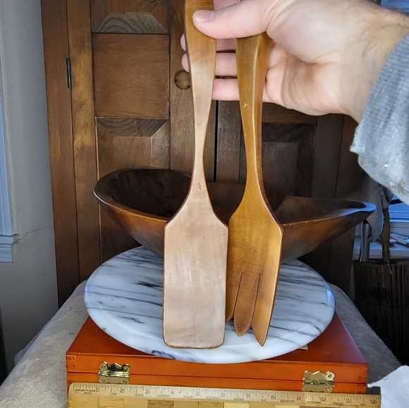 Elegant Wooden Bowl Set - Picture 9 of 17